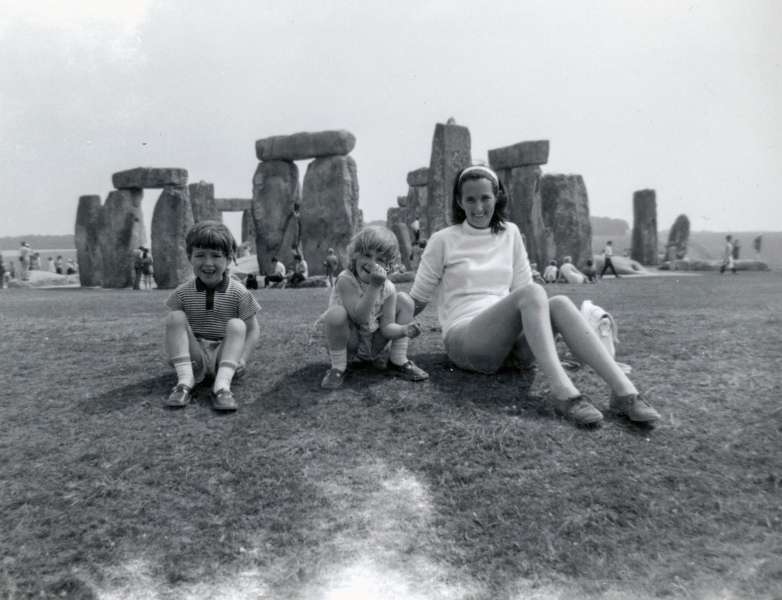 Stonehenge-Fri-30th-July-1971